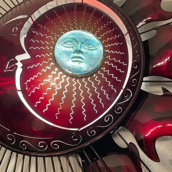 Metal Lighted Wall Decoration - Picture 3 of 7